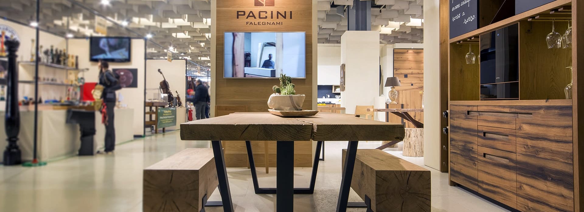 Creiamo arredi che sfidano il tempo